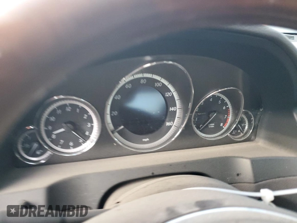 2013 Mercedes-Benz E 550 с VIN WDDKJ7DB2DF209372, выставлен на аукционе Copart как лот 74317084 с пробегом Не указан миль и На запчасти • Non repairable. История ставок и продаж доступна на DreamBid. Изображение 9.