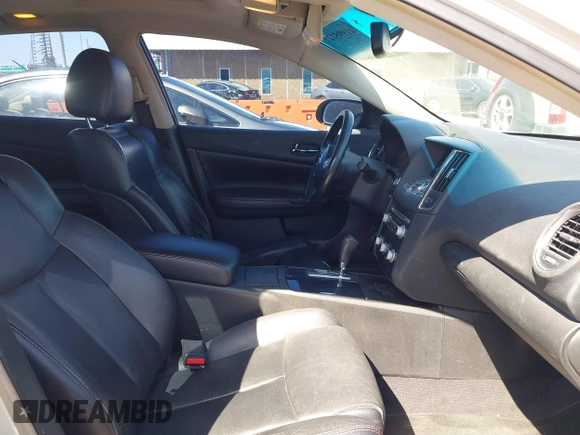 2013 Nissan Maxima SV with VIN 1N4AA5AP4DC828945, listed as a IAAI auction lot 41995127 with 169,754 mi miles and . Bid and sale history available at DreamBid. Image 5.