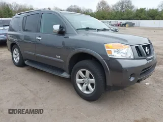 2008 Nissan Armada LE z VIN 5N1BA08C58N606778, wystawiony jako IAAI lot #42114035 z przebiegiem 109 191 mil mil oraz . Historia ofert i sprzedaży dostępna na DreamBid. Obrazek 1.