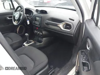 2015 Jeep Renegade Latitude with VIN ZACCJABT8FPC19914, listed as a IAAI auction lot 42081686 with 179,330 mi miles. Bid and sale history available at carsss.com. Image 5.