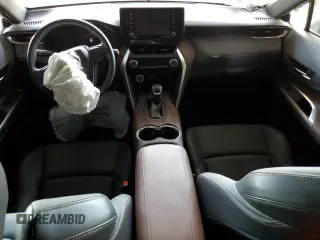 2022 Toyota Venza LE with VIN JTEAAAAHXNJ108764, listed as a Copart auction lot 63929434 with 30,431 mi miles and Salvage Title. Bid and sale history available at carsss.com. Image 8.