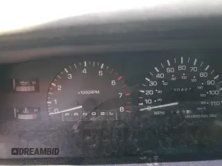 1996 Toyota T100 DX z VIN JT4TN12D7T0018102, wystawiony jako Copart lot #62738304 z przebiegiem 230 427 mil mil oraz Szkody całkowita. Historia ofert i sprzedaży dostępna na DreamBid. Obrazek 9.