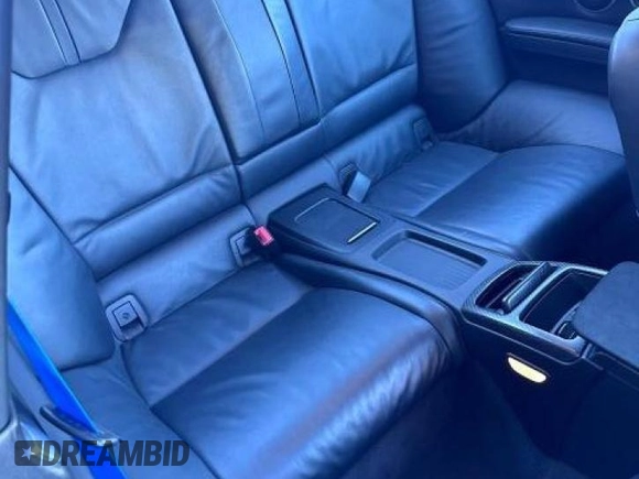 2011 BMW M3 with VIN WBSKG9C55BE368172, listed as a Copart auction lot 43218325 with 70,952 mi miles and Clean Title. Bid and sale history available at carsss.com. Image 6.