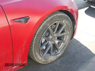 2022 Tesla Model 3 Long Range with VIN 5YJ3E1EB3NF273540, listed as a IAAI auction lot 41978069 with 27,247 mi miles and . Bid and sale history available at DreamBid. Image 12.