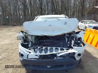 2016 Jeep Compass High Altitude with VIN 1C4NJDEB7GD662746, listed as a IAAI auction lot 41757184 with Not Provided miles and . Bid and sale history available at DreamBid. Image 12.