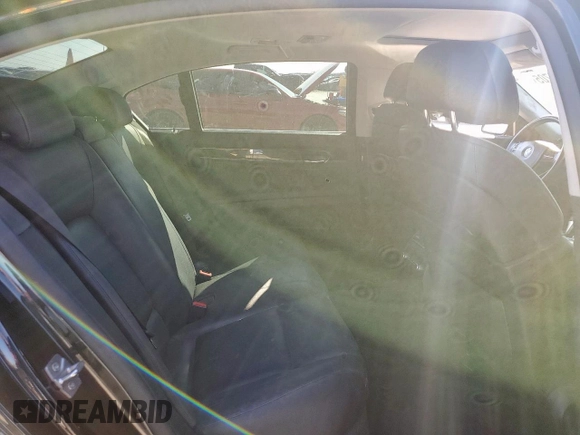 2011 BMW 7 Series 740Li с VIN WBAKB4C53BC574818, выставлен на аукционе Copart как лот 46913705 с пробегом 105 665 миль миль и Чистый • Clean title. История ставок и продаж доступна на DreamBid. Изображение 10.