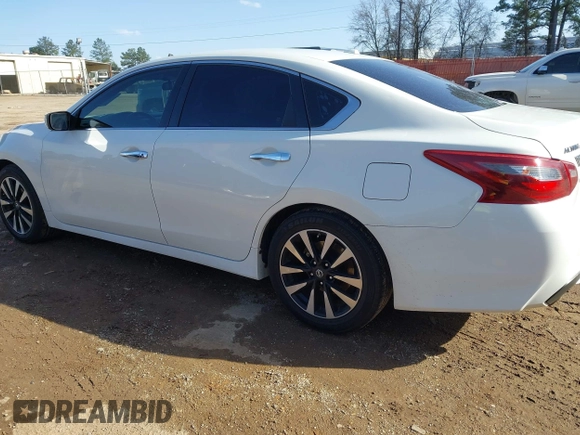 2018 Nissan Altima SV with VIN 1N4AL3APXJC167187, listed as a IAAI auction lot 41725188 with 173,377 mi miles and . Bid and sale history available at DreamBid. Image 3.