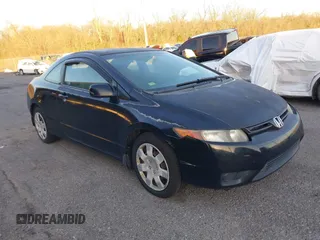 2008 Honda Civic Cpe LX with VIN 2HGFG11658H554660, listed as a IAAI auction lot 41759501 with 208,555 mi miles. Bid and sale history available at carsss.com. Image 1.