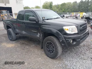 2011 Toyota Tacoma with VIN 5TFUU4EN0BX017666, listed as a IAAI auction lot 42376747 with 162,955 mi miles and . Bid and sale history available at DreamBid. Image 1.