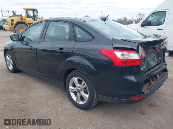 2012 Ford Focus SE with VIN 1FAHP3F25CL446064, listed as a IAAI auction lot 41883353 with 142,468 mi miles. Bid and sale history available at carsss.com. Image 3.
