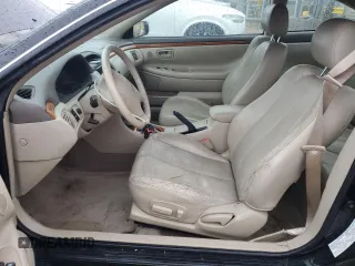 2002 Toyota Solara SE z VIN 2T1CF22P82C547530, wystawiony jako Copart lot #58586165 z przebiegiem 209 267 mil mil oraz Szkoda całkowita • Salvage title. Historia ofert i sprzedaży dostępna na DreamBid. Obrazek 7.