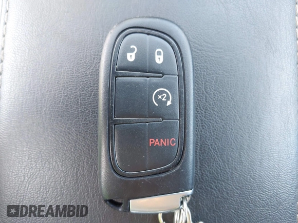 2018 Jeep Cherokee Latitude Plus z VIN 1C4PJMLX5JD603290, wystawiony jako IAAI lot #42237865 z przebiegiem 89 516 mil mil oraz . Historia ofert i sprzedaży dostępna na DreamBid. Obrazek 11.