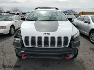 2015 Jeep Cherokee Trailhawk with VIN 1C4PJMBS0FW751123, listed as a Copart auction lot 48361925 with 126,532 mi miles and Salvage Title. Bid and sale history available at carsss.com. Image 5.