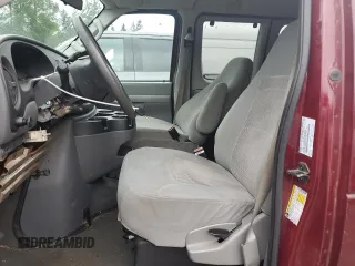 2006 Ford Econoline Passenger XL z VIN 1FBNE31L86DA52967, wystawiony jako Copart lot #57405515 z przebiegiem 121 515 mil mil oraz Szkody całkowita. Historia ofert i sprzedaży dostępna na DreamBid. Obrazek 7.