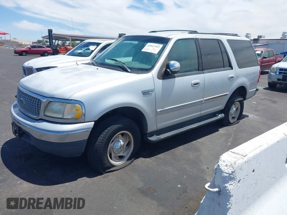 1999 Ford Expedition XLT z VIN 1FMPU18L8XLA69627, wystawiony jako IAAI lot #42847569 z przebiegiem Nie podano mil oraz . Historia ofert i sprzedaży dostępna na DreamBid. Obrazek 2.