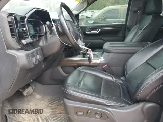2022 Chevrolet Silverado 1500 LT Trail Boss with VIN 3GCUDFED1NG671782, listed as a Copart auction lot 81838534 with 42,763 mi miles and Salvage Title. Bid and sale history available at DreamBid. Image 7.