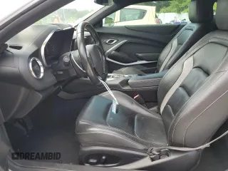 2019 Chevrolet Camaro 2LT z VIN 1G1FD1RS0K0128033, wystawiony jako Copart lot #58054665 z przebiegiem Nie podano mil oraz Tytuł czysty. Historia ofert i sprzedaży dostępna na DreamBid. Obrazek 7.