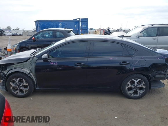 2019 Kia Forte LXS with VIN 3KPF24AD0KE109792, listed as a IAAI auction lot 42242300 with 57,680 mi miles and . Bid and sale history available at DreamBid. Image 15.