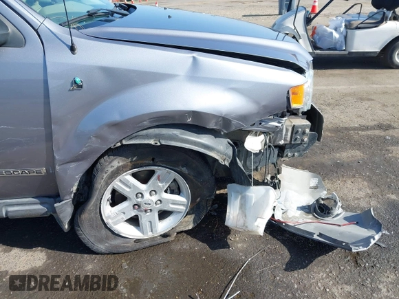 2008 Ford Escape Hybrid z VIN 1FMCU59H08KA05248, wystawiony jako IAAI lot #42193949 z przebiegiem 208 866 mil mil oraz . Historia ofert i sprzedaży dostępna na DreamBid. Obrazek 6.