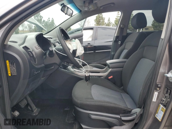 2014 Kia Sportage LX with VIN KNDPB3AC8E7582088, listed as a Copart auction lot 53486325 with 185,601 mi miles and Salvage Title. Bid and sale history available at carsss.com. Image 7.