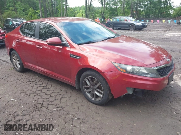 2011 Kia Optima LX z VIN KNAGM4A76B5137923, wystawiony jako IAAI lot #42268782 z przebiegiem 181 694 mil mil oraz . Historia ofert i sprzedaży dostępna na DreamBid. Obrazek 1.