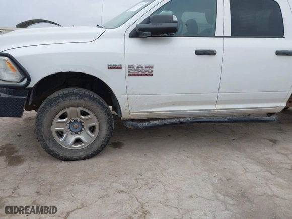 2018 Ram 2500 Tradesman with VIN 3C6UR5HJXJG293850, listed as a IAAI auction lot 41521600 with 151,477 mi miles. Bid and sale history available at carsss.com. Image 6.