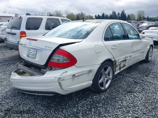 2009 Mercedes-Benz E-Class Luxury 3.5L with VIN WDBUF87X29B425205, listed as a IAAI auction lot 41977069 with 1 mi miles. Bid and sale history available at carsss.com. Image 4.