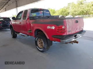 2000 Ford F-150 z VIN 2FTRX08W4YCA56216, wystawiony jako IAAI lot #42172596 z przebiegiem Nie podano mil oraz . Historia ofert i sprzedaży dostępna na DreamBid. Obrazek 3.