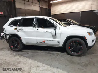 2015 Jeep Grand Cherokee Altitude with VIN 1C4RJFAG7FC932917, listed as a IAAI auction lot 41849526 with 91,827 mi miles. Bid and sale history available at carsss.com. Image 14.