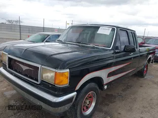 1990 Ford F-150 with VIN 1FTEX15H0LKB34683, listed as a IAAI auction lot 41468440 with 23,706 mi miles. Bid and sale history available at carsss.com. Image 2.