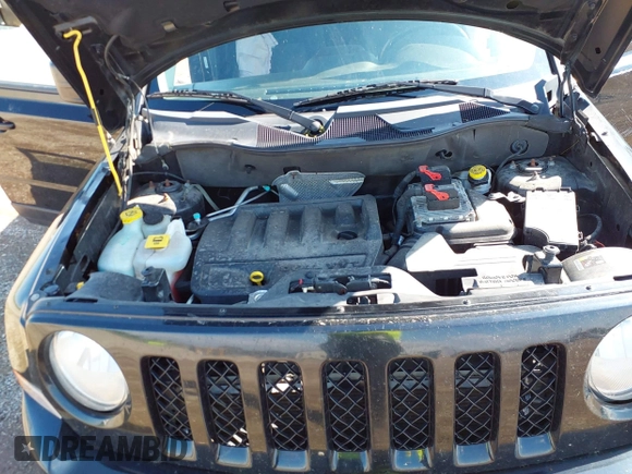2014 Jeep Patriot Latitude with VIN 1C4NJRFB2ED501262, listed as a IAAI auction lot 42165657 with 107,551 mi miles and . Bid and sale history available at DreamBid. Image 10.