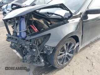 2018 Nissan Altima 2.5 SR with VIN 1N4AL3AP5JC283588, listed as a IAAI auction lot 41397101 with 151,478 mi miles. Bid and sale history available at carsss.com. Image 6.