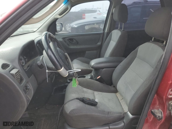 2003 Ford Escape XLS Popular with VIN 1FMYU92113KD98860, listed as a Copart auction lot 47320485 with 151,481 mi miles and Clean Title. Bid and sale history available at carsss.com. Image 7.