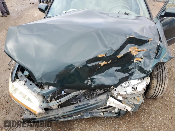 1998 Honda Accord EX z VIN 1HGCG1650WA008816, wystawiony jako Copart lot #84199724 z przebiegiem 150 848 mil mil oraz Szkoda całkowita • Salvage title. Historia ofert i sprzedaży dostępna na DreamBid. Obrazek 11.