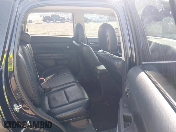 2014 Mitsubishi Outlander GT with VIN JA4JZ4AX8EZ016070, listed as a IAAI auction lot 41771934 with 157,724 mi miles and . Bid and sale history available at DreamBid. Image 8.