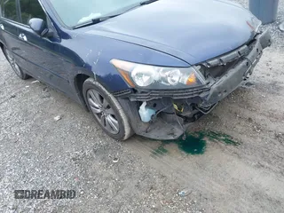 2011 Honda Accord EX-L с VIN 1HGCP3F82BA028596, выставлен на аукционе IAAI как лот 42371882 с пробегом 189 173 миль миль и . История ставок и продаж доступна на DreamBid. Изображение 18.