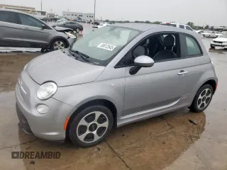 2016 FIAT 500e z VIN 3C3CFFGE9GT184050, wystawiony jako Copart lot #55612545 z przebiegiem Nie podano mil oraz Tytuł czysty. Historia ofert i sprzedaży dostępna na DreamBid. Obrazek 1.
