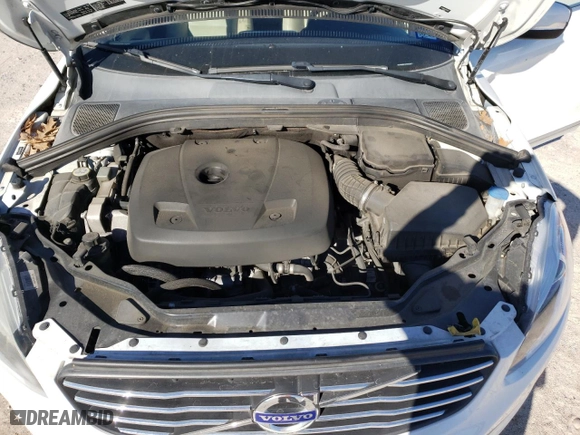 2015 Volvo XC60 T6 Drive-E with VIN YV449MDK1F2704762, listed as a Copart auction lot 72141943 with 92,083 mi miles. Bid and sale history available at carsss.com. Image 11.