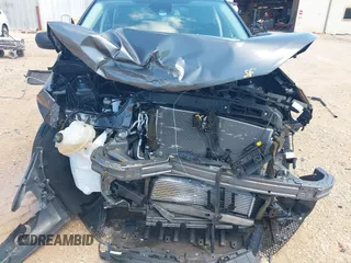 2024 Ford Edge SE z VIN 2FMPK4G99RBB18608, wystawiony jako IAAI lot #42430244 z przebiegiem Nie podano mil oraz . Historia ofert i sprzedaży dostępna na DreamBid. Obrazek 6.