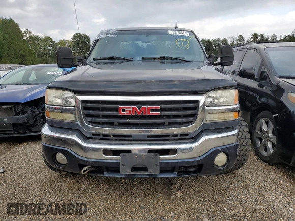 2006 GMC Sierra 2500HD SLT z VIN 1GTHK29DX6E253868, wystawiony jako Copart lot #72678614 z przebiegiem 215 767 mil mil oraz Szkoda całkowita • Salvage title. Historia ofert i sprzedaży dostępna na DreamBid. Obrazek 5.
