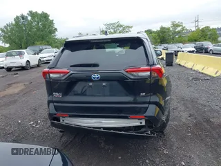 2022 Toyota RAV4 SE z VIN JTMAB3FV7ND090427, wystawiony jako IAAI lot #42307900 z przebiegiem 27 285 mil mil oraz . Historia ofert i sprzedaży dostępna na DreamBid. Obrazek 16.