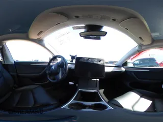 2024 Tesla Model Y Long Range z VIN 7SAYGDEE0RF078242, wystawiony jako IAAI lot #41808826 z przebiegiem 59 581 mil mil oraz . Historia ofert i sprzedaży dostępna na DreamBid. Obrazek 19.