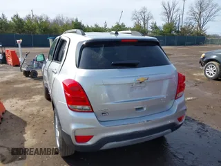 2018 Chevrolet Trax LT with VIN KL7CJLSBXJB687047, listed as a IAAI auction lot 41858288 with 65,113 mi miles. Bid and sale history available at carsss.com. Image 3.