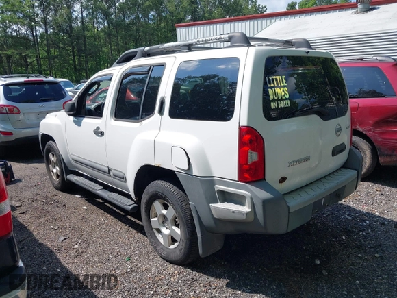 2006 Nissan Xterra S z VIN 5N1AN08W66C542611, wystawiony jako IAAI lot #42278440 z przebiegiem 228 688 mil mil oraz . Historia ofert i sprzedaży dostępna na DreamBid. Obrazek 3.