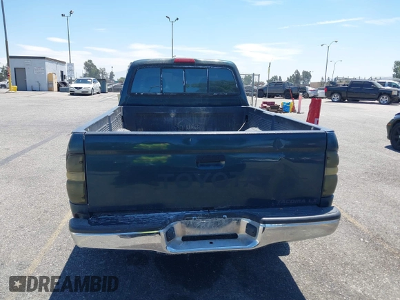 1995 Toyota Tacoma with VIN 4TAUN53B5SZ082797, listed as a IAAI auction lot 42660124 with 181,066 mi miles and . Bid and sale history available at DreamBid. Image 16.