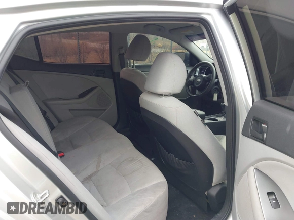 2014 Kia Optima LX z VIN KNAGM4A73E5495744, wystawiony jako IAAI lot #41823853 z przebiegiem 212 900 mil mil oraz . Historia ofert i sprzedaży dostępna na DreamBid. Obrazek 8.
