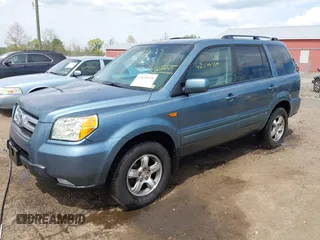 2007 Honda Pilot EX with VIN 5FNYF18447B008645, listed as a IAAI auction lot 42079535 with 233,187 mi miles. Bid and sale history available at carsss.com. Image 17.