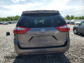 2019 Toyota Sienna XLE with VIN 5TDDZ3DC5KS222885, listed as a Copart auction lot 56983835 with 83,009 mi miles and Salvage title. Bid and sale history available at DreamBid. Image 6.