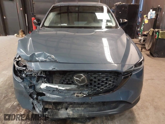 2022 Mazda CX-5 2.5 S Preferred Package with VIN JM3KFBCM7N0532765, listed as a IAAI auction lot 41576385 with 27,164 mi miles. Bid and sale history available at carsss.com. Image 6.