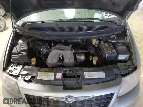 2003 Chrysler Voyager with VIN 1C4GJ25B43B115520, listed as a Copart auction lot 42489085 with 178,135 mi miles and Salvage Title. Bid and sale history available at carsss.com. Image 12.